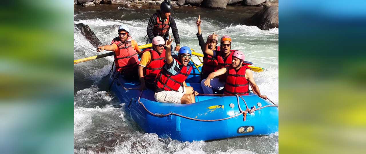 Best things to do in Manali - River Rafting