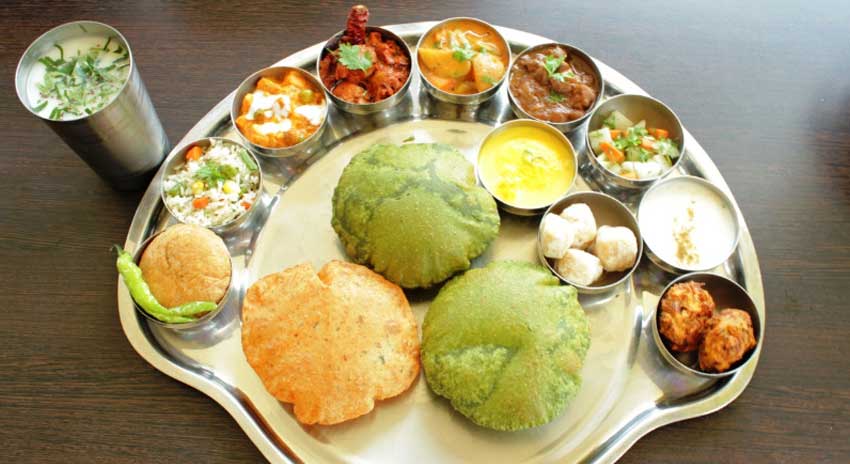 Food and entertainment in Kutch Rann Utsav