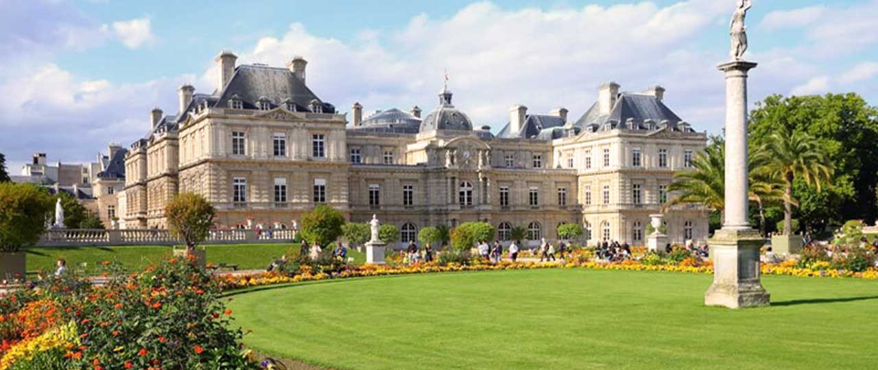 Romantic Places in Paris for Couples 