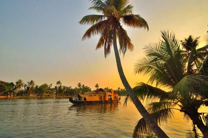 Alleppey houseboat