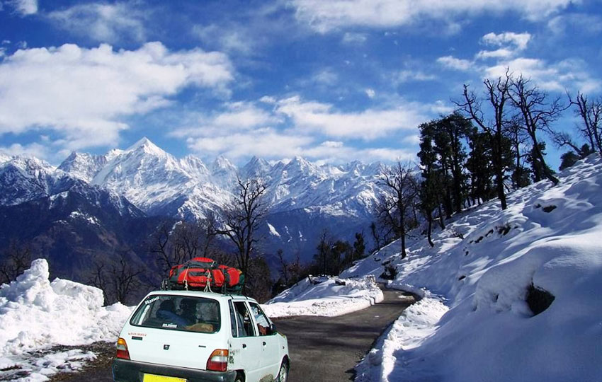 Moutains & Snow - Munsiyari  Uttarakhand