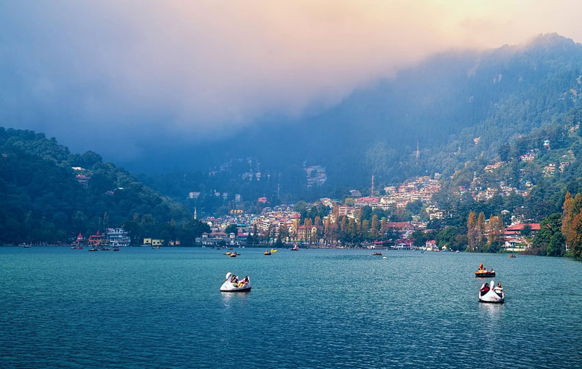 Nainital lake