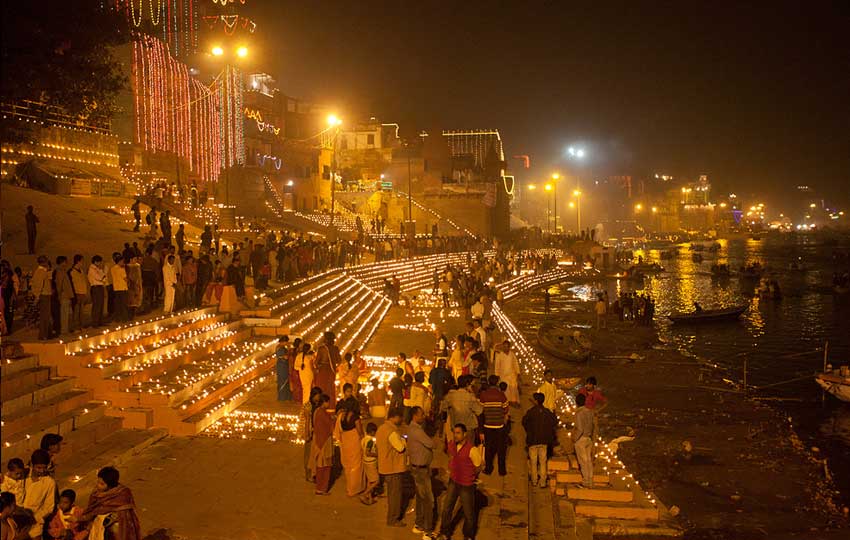 diyas around varanasi ghats