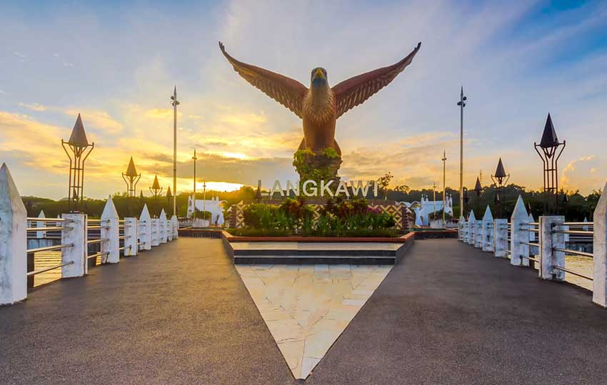 Eagle Square - Dataran Lang