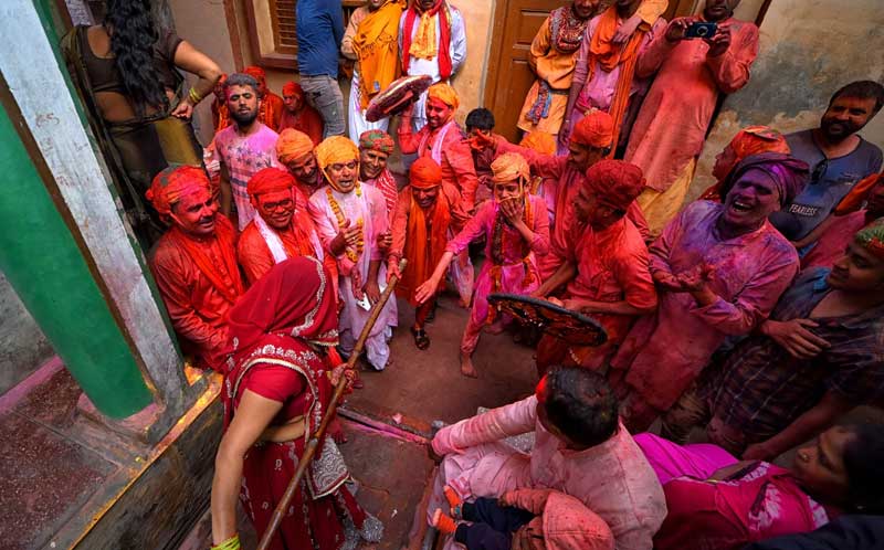 Places to Celebrate Holi In India "Barsana lath mar holi"