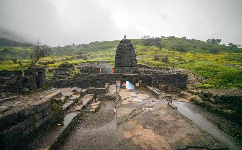 tourist places near maharashtra in summer