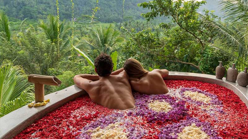 Couple Spa and Balinese Massage Retreat