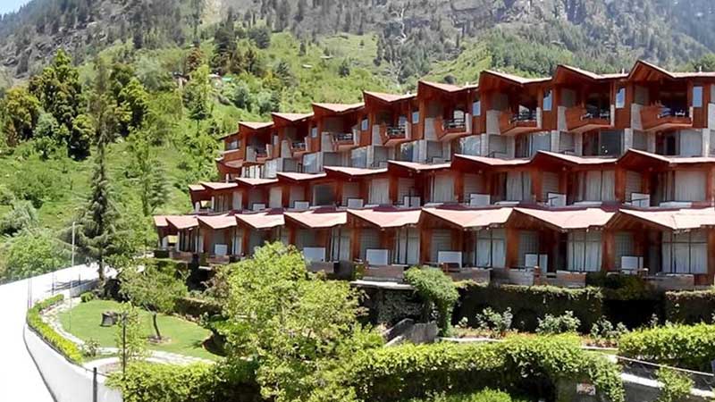 Manu Allaya Resort – Luxury with a Himalayan Touch