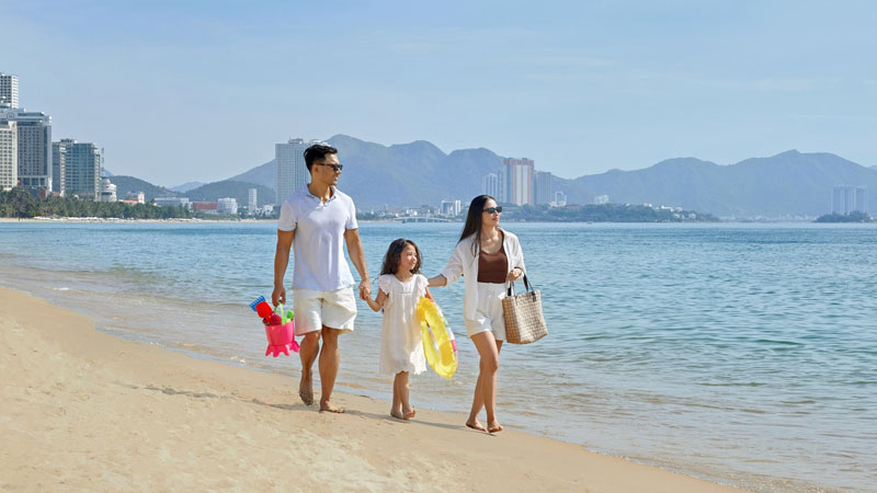 Beach Walk vietnam