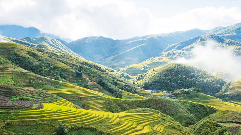 Sapa - Green Mountains and Cool Weather