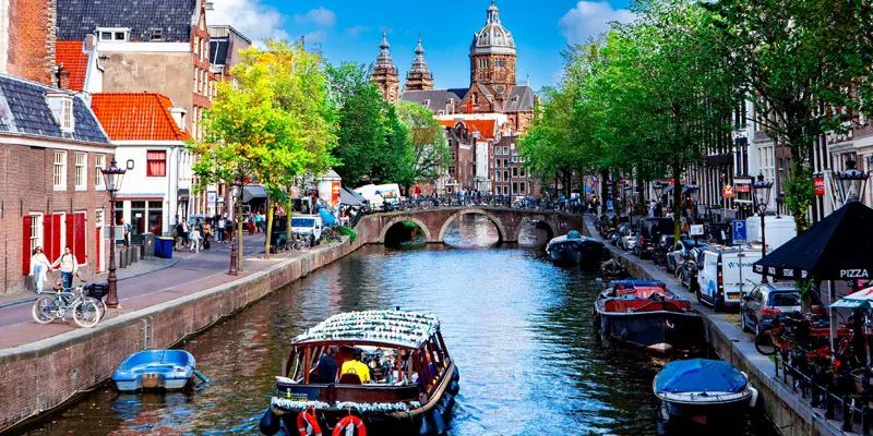 amsterdam with canal cruise