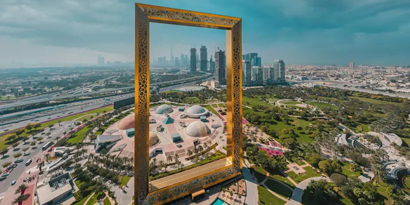 Dubai frame