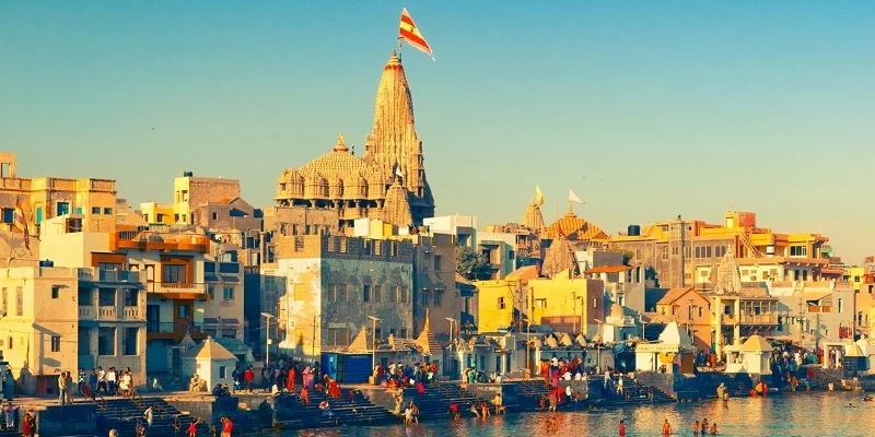 Visit Shree Dwarkadhish Temple Dwarka Gujarat - Somnath Dwarka tour package