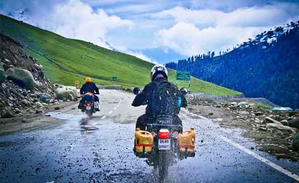 ladakh bike tour