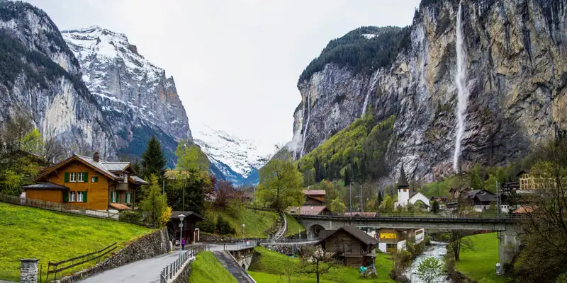 Lauterbrunnen Valley Tour