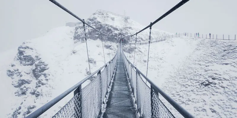 mt titlis cliff walk