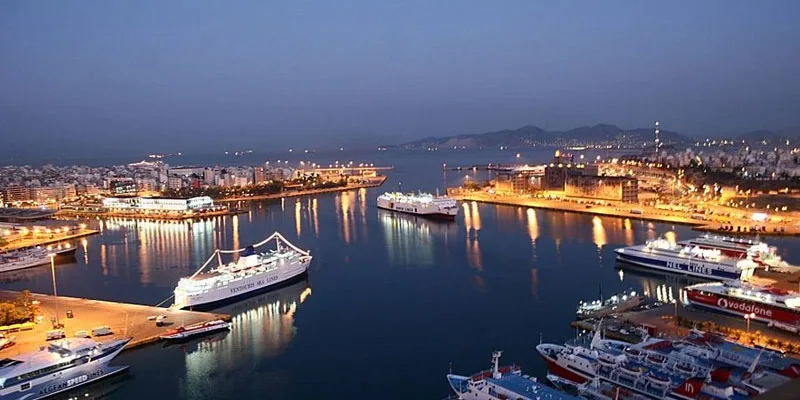 piraeus port athens