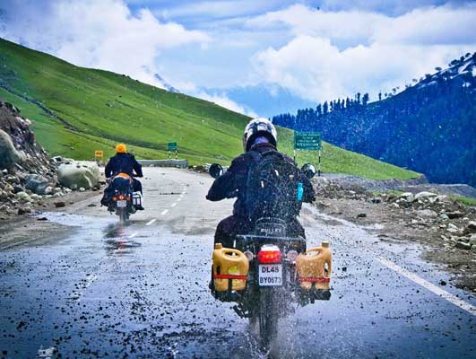 Discover Ladakh by Bike